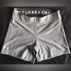 Underarmour shorts